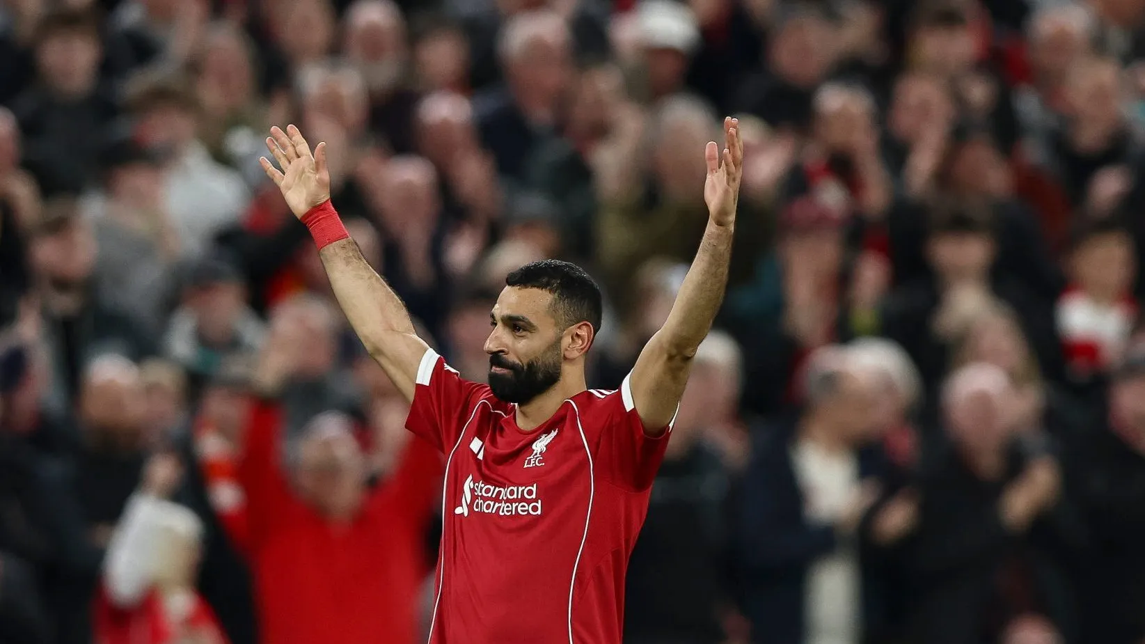 Salah celebra gol do Liverpool