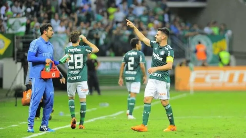 As defesas fr&aacute;geis animaram a vit&oacute;ria do Palmeiras contra o Atl&eacute;tico