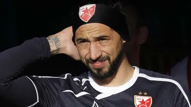 O trof&eacute;u de frango do fim de semana fica com esse goleir&atilde;o da B&eacute;lgica