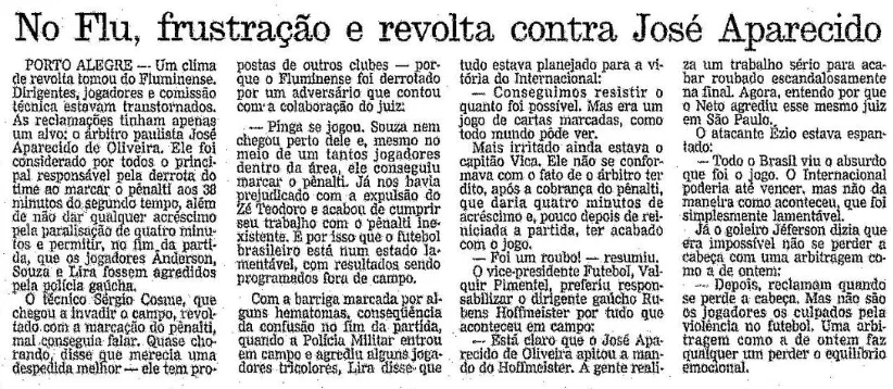 Reportagem de O Globo no dia seguinte ao jogo mostra t&eacute;cnico, dirigentes e jogadores do Fluminense revoltados com arbitragem - Reprodu&ccedil;&atilde;o/Acervo O Globo