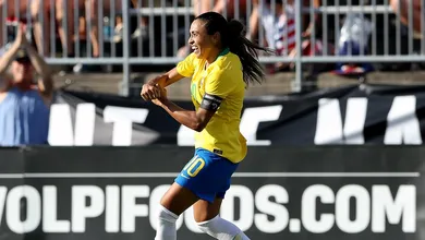 Com gola&ccedil;os de Marta e Bia, Brasil vence Jap&atilde;o e est&aacute; na briga no Torneio das Na&ccedil;&otilde;es