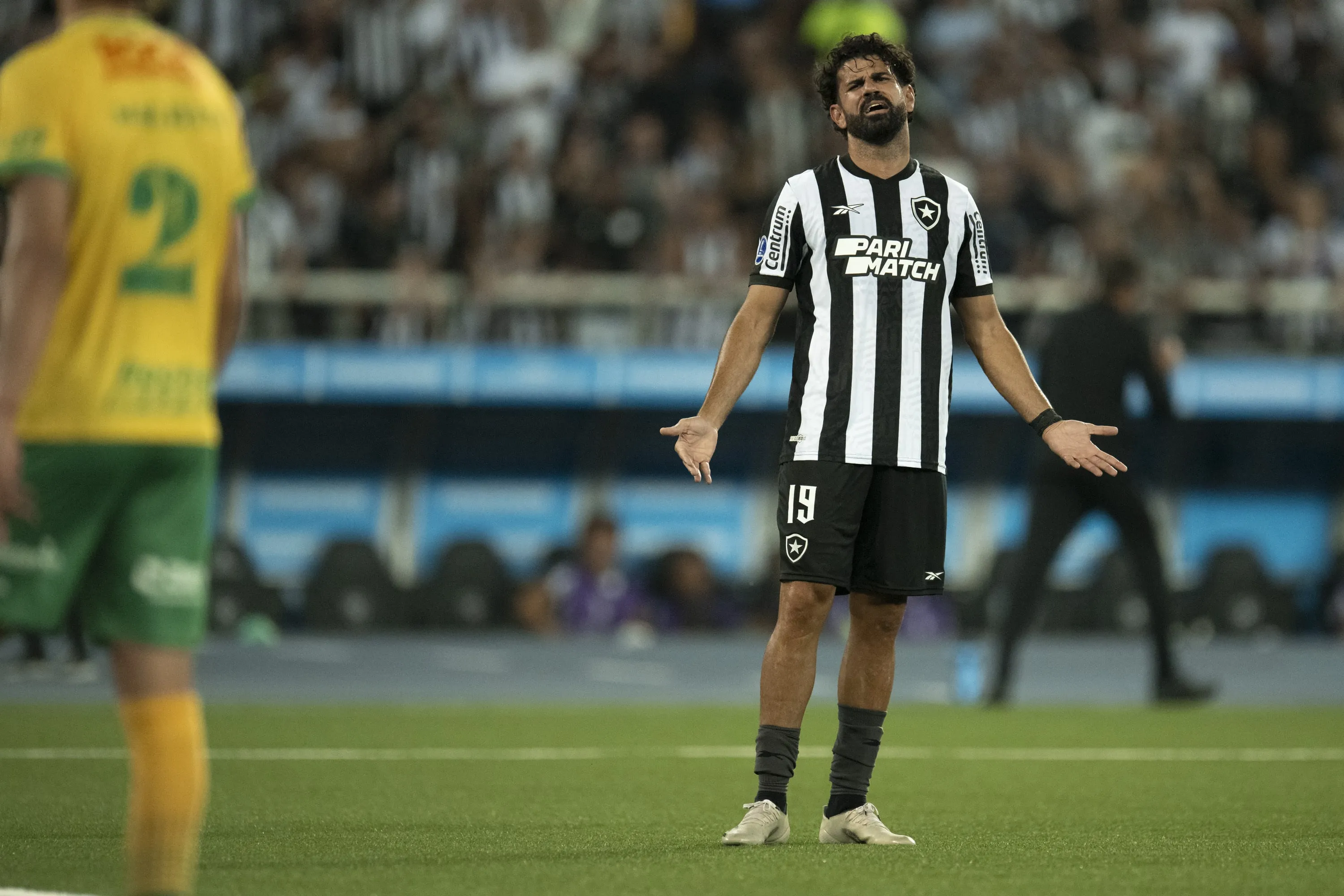 Preferido de Abel Ferreira, Diego Costa &eacute; reprovado em crit&eacute;rios importantes e vetado por c&uacute;pula no Palmeiras
