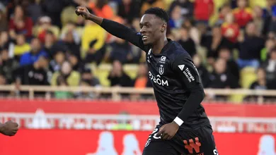 Messi e Mbapp&eacute; resolvem a parada, e Reims alcan&ccedil;a um turno de invencibilidade para deixar o Monaco em crise