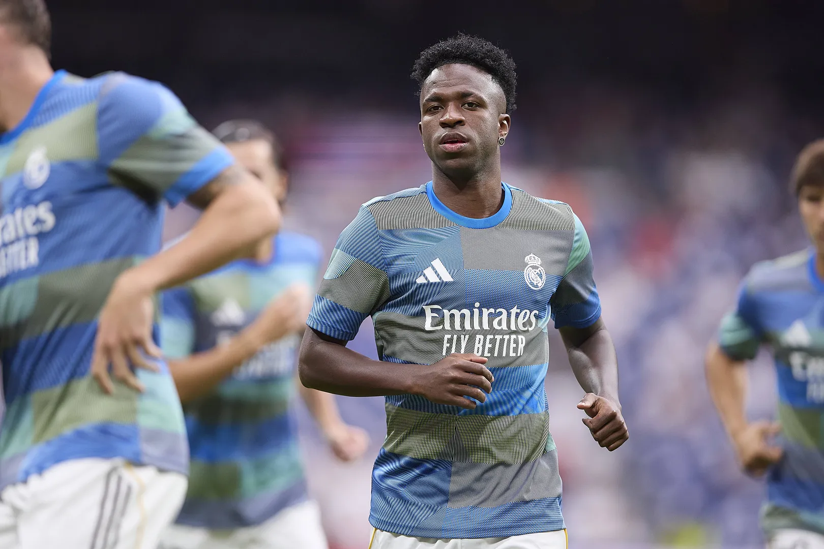 Vinicius Junior durante aquecimento