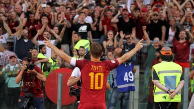Totti: &ldquo;Um scudetto com a Roma vale dez em outro lugar&rdquo;