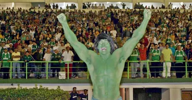 Quando Stan Lee inspirou o reerguimento do Palmeiras: O Hulk da S&eacute;rie B em 2003