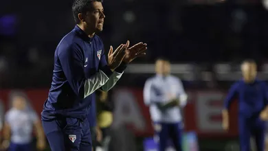 S&atilde;o Paulo tem dois jogos para encerrar (ou n&atilde;o) turbul&ecirc;ncia antes de cl&aacute;ssico com o Palmeiras
