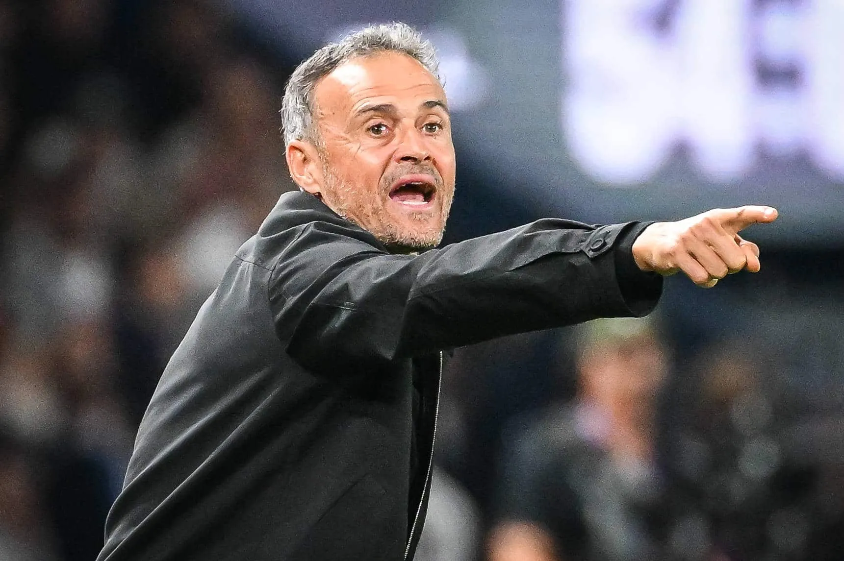 Luis Enrique corta craque do PSG da pr&oacute;xima rodada da Champions League por pol&ecirc;mica
