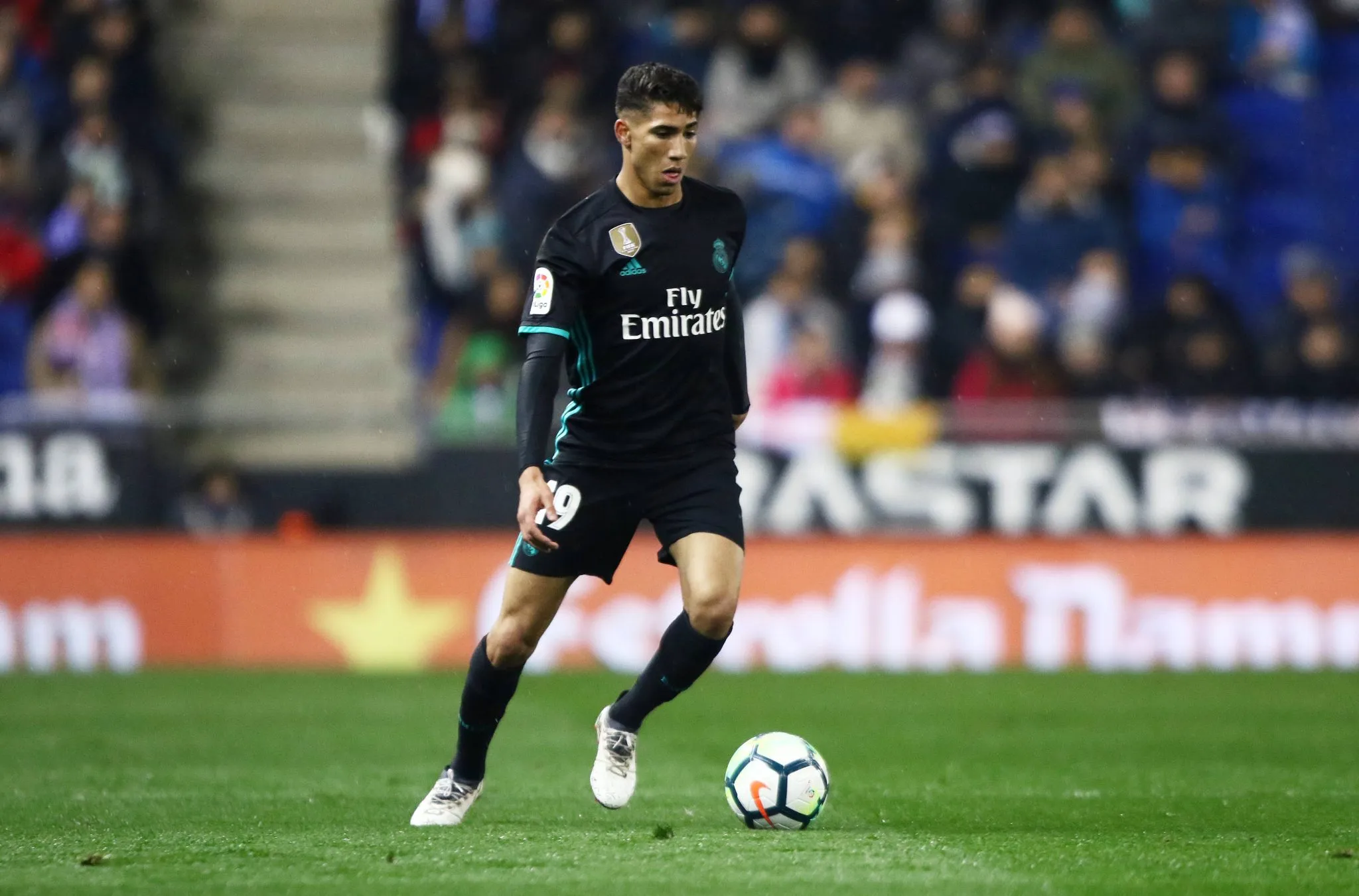 Hakimi em a&ccedil;&atilde;o pelo Real Madrid