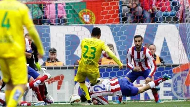 [V&iacute;deo] Ra&ccedil;a uruguaia &eacute; isso: Gim&eacute;nez deu um peixinho insano na vit&oacute;ria do Atl&eacute;tico