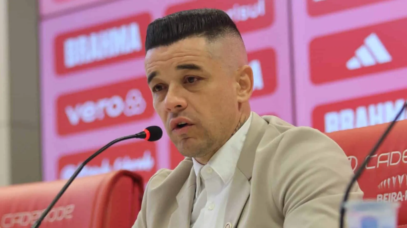 D&rsquo;Alessandro quer que seu retorno ao Internacional simbolize uni&atilde;o entre desafetos no clube