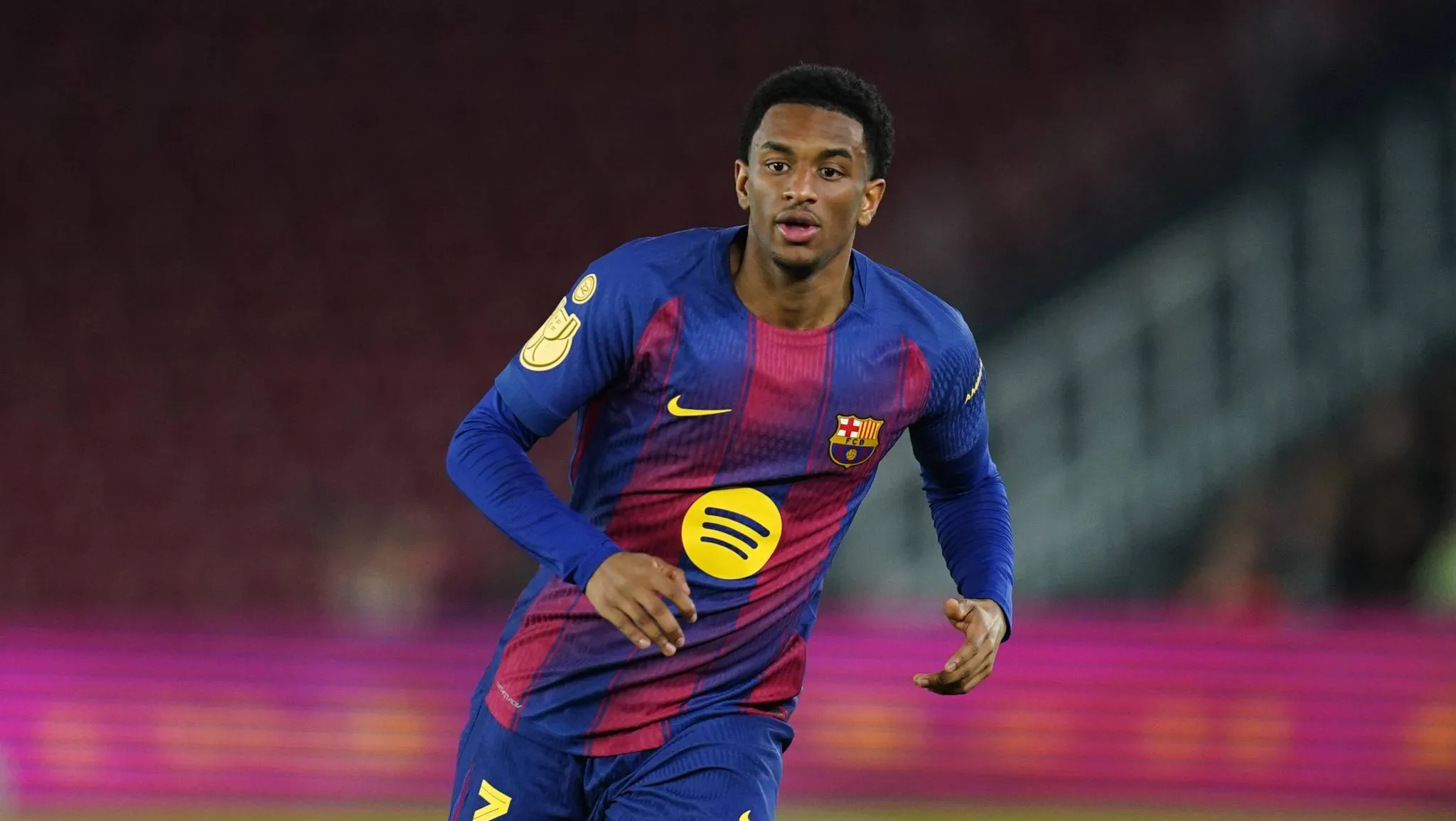 Alejandro Balde em a&ccedil;&atilde;o pelo Barcelona