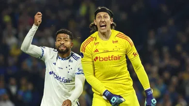 William fica na bronca com arbitragem de Boca x Cruzeiro: &lsquo;Anormal&rsquo;