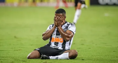 As emo&ccedil;&otilde;es de Marquinhos e Bruninho, decisivos ao Galo, s&atilde;o daquelas cenas que d&atilde;o sentido ao futebol