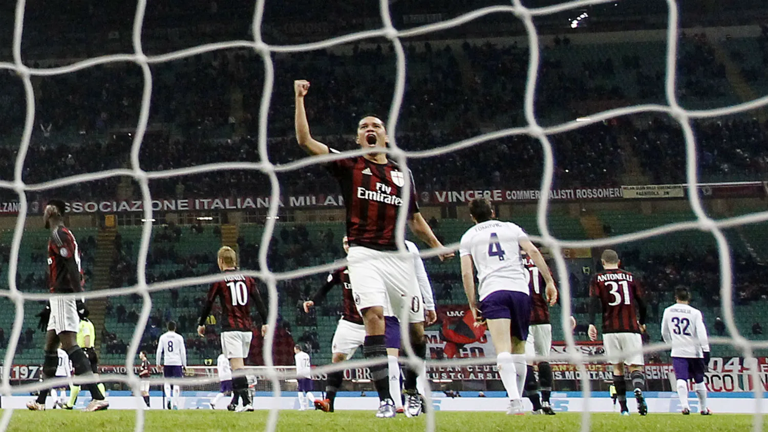 Carlos Bacca vem sendo o jogador decisivo que o Milan precisava