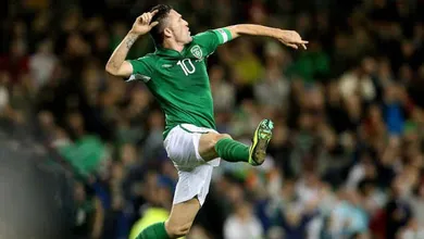 Robbie Keane encerra uma carreira celebrada pelos muitos gols e pela forma como encabe&ccedil;ou a Irlanda