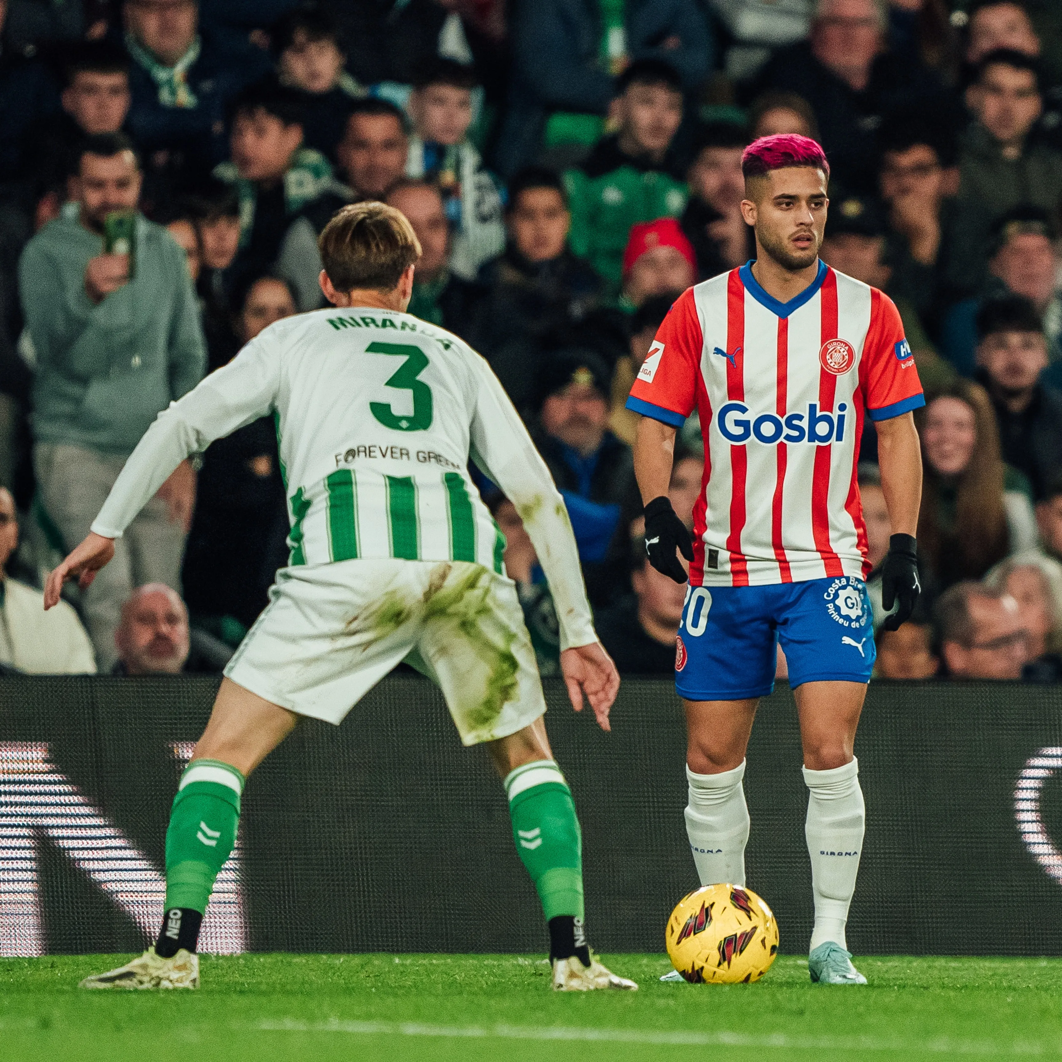 Cruel como a bruxa dos contos de fadas, o Betis tirou do Girona a vit&oacute;ria de forma dolorida