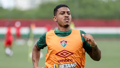 Bastidores: reincid&ecirc;ncia faz Fluminense afastar quatro por indisciplina