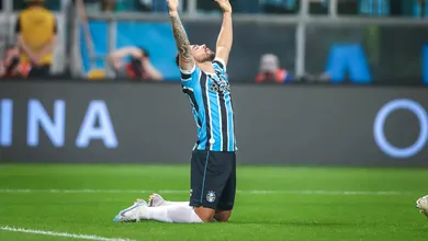 Gol da vit&oacute;ria ratifica por que Jo&atilde;o Pedro deve ser titular do Gr&ecirc;mio