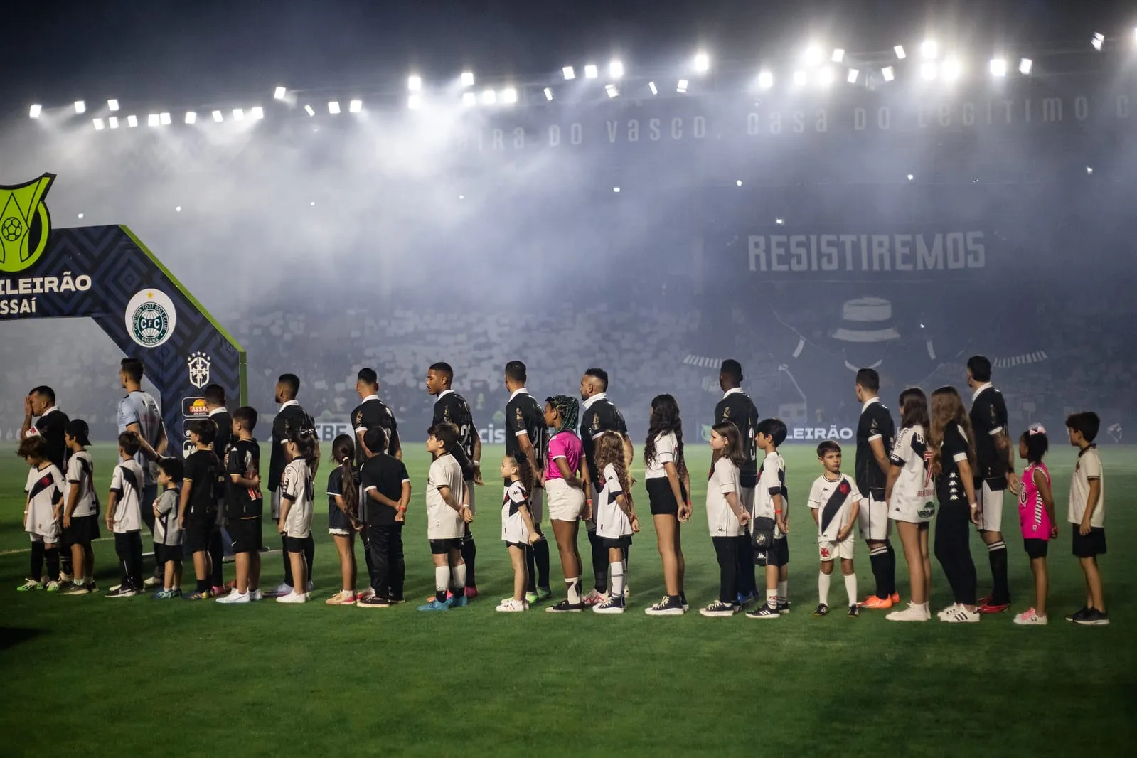 Vasco vai iniciar sequ&ecirc;ncia de jogos no Rio &ndash; o que j&aacute; foi um problema e, agora, &eacute; um alento