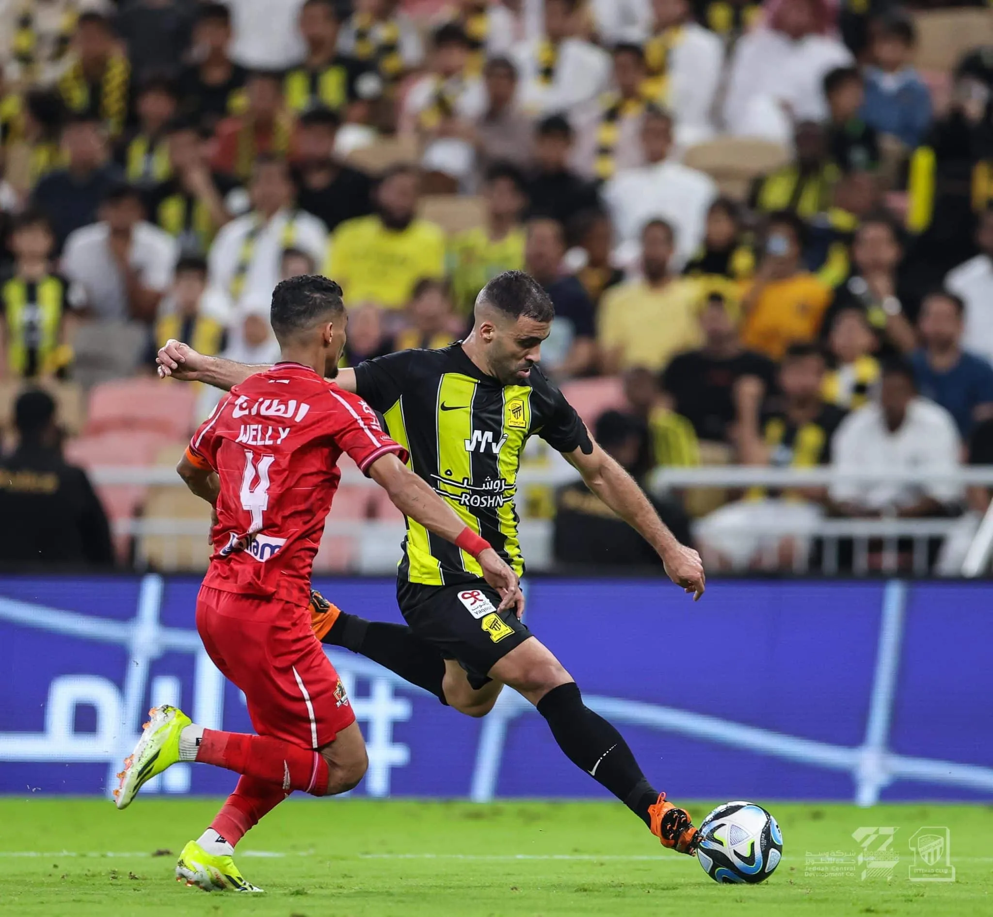 Al-Ittihad vence apertado e parece n&atilde;o ter gatilho para encarar de frente o Al-Hilal