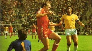 Maur&iacute;cio Noriega: Um hamb&uacute;rguer com Marinho Peres