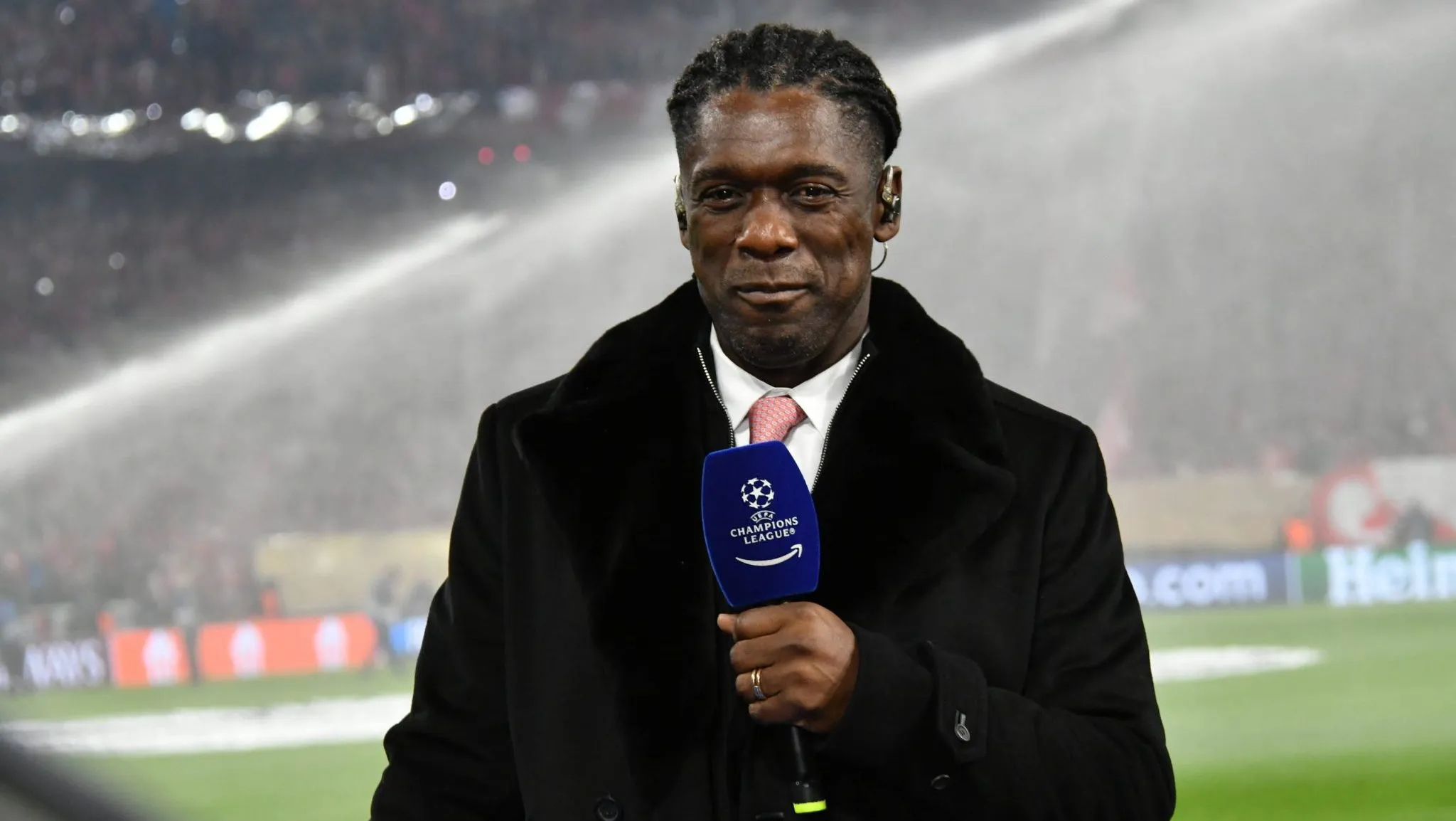 Seedorf: &lsquo;Ele &eacute; o melhor jogador do mundo. Carrega o PSG nas costas&rsquo;