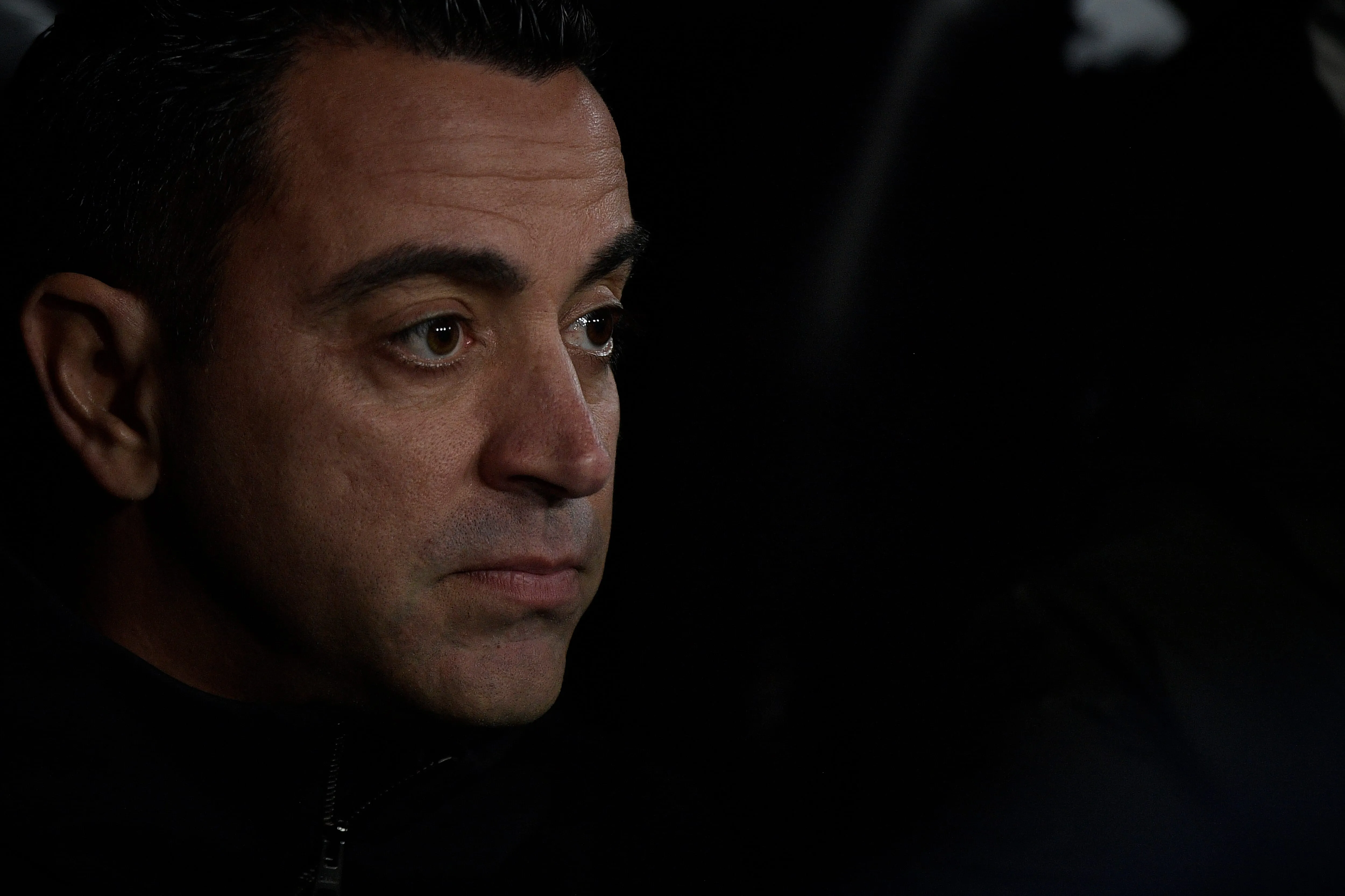 Xavi segue num otimismo que n&atilde;o combina com a situa&ccedil;&atilde;o e cr&ecirc; em t&iacute;tulo do Barcelona