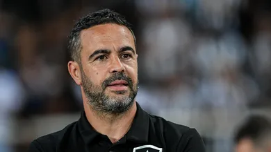 Primeiro cl&aacute;ssico de Artur Jorge &eacute; chance de comprovar evolu&ccedil;&atilde;o do Botafogo
