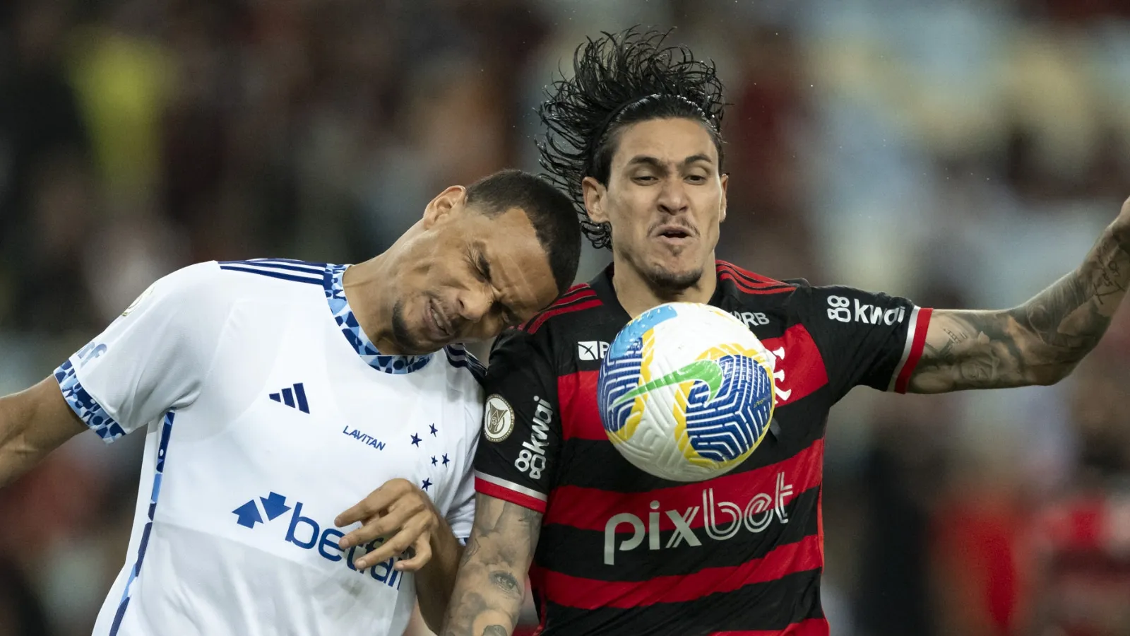 De igual pra igual? O que impediu o Cruzeiro de pontuar contra o Flamengo?