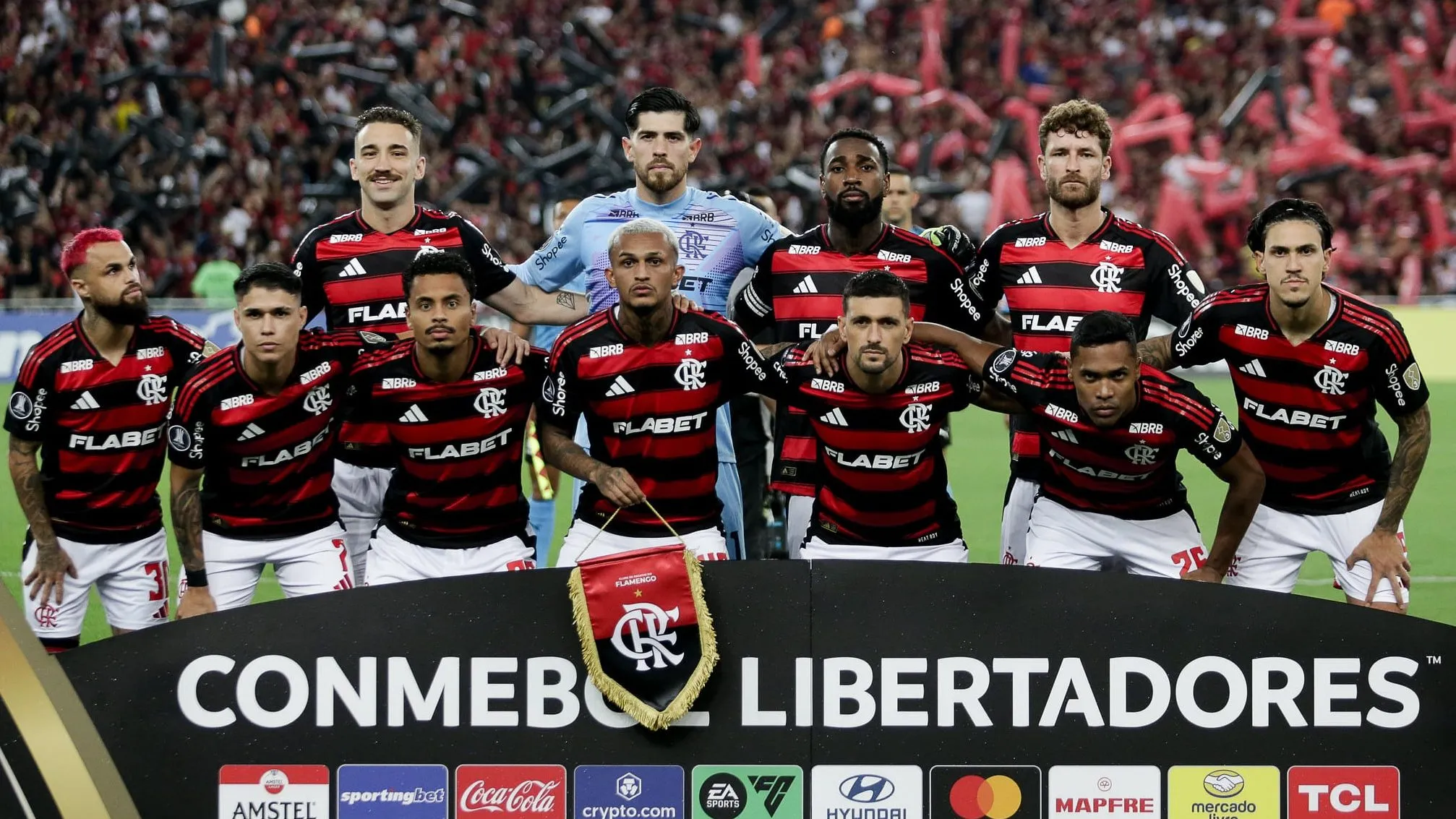 Antes do Mundial, Flamengo desbanca europeus e &eacute; o melhor do planeta em estat&iacute;stica agressiva
