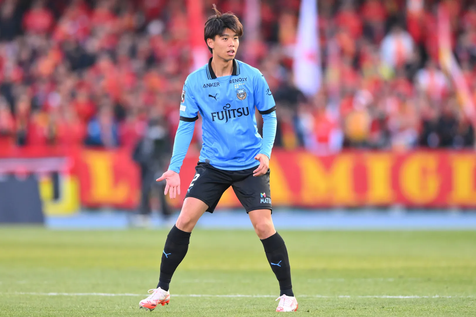 Kota Takai em a&ccedil;&atilde;o pelo Kawasaki Frontale