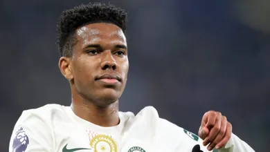 Postura de Est&ecirc;v&atilde;o durante crise do Chelsea exp&otilde;e problema grave do projeto