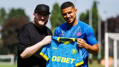 Wolverhampton, Milan, PSG: Relembre os uniformes europeus inspirados no Brasil