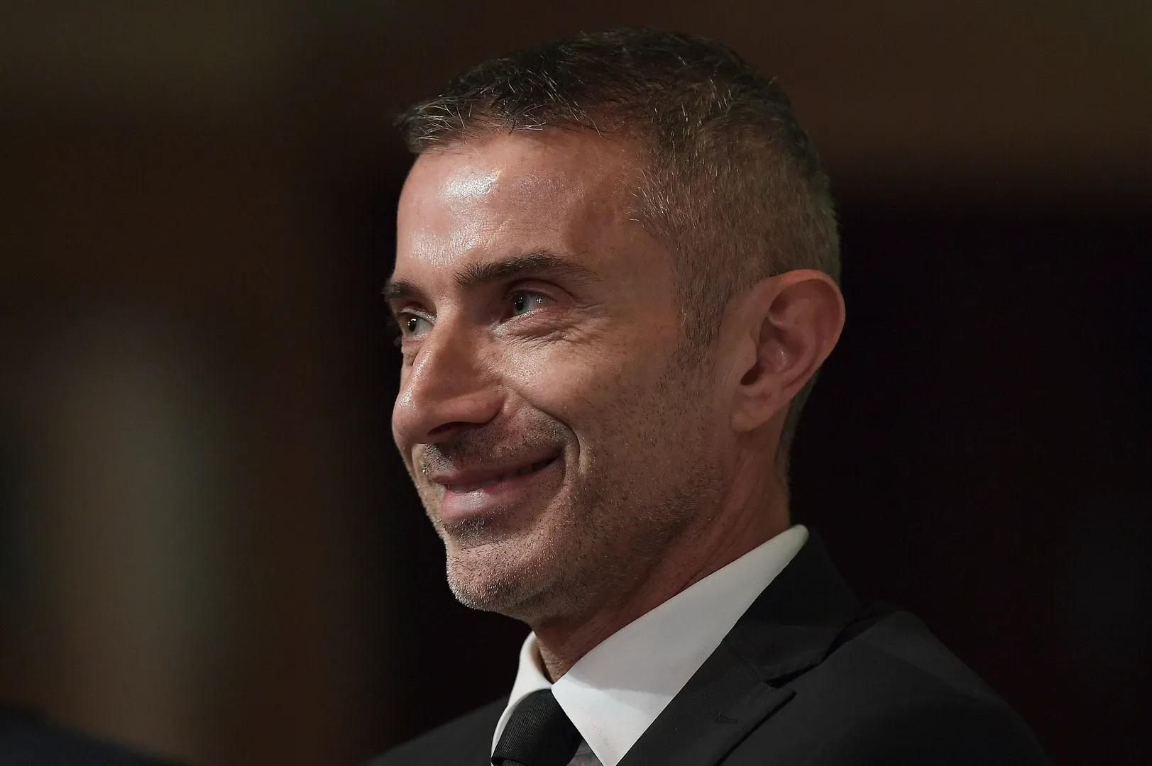 Andrea Berta, diretor esportivo do Arsenal tenta trazer um dos principais alvos do Barcelona para o clube londrino