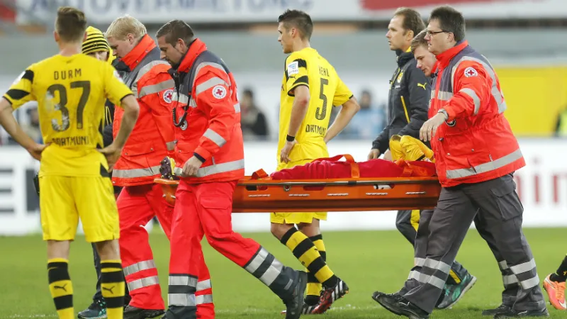 Pouco azar? Dortmund deixa vit&oacute;ria escapar e ainda perde Reus, lesionado