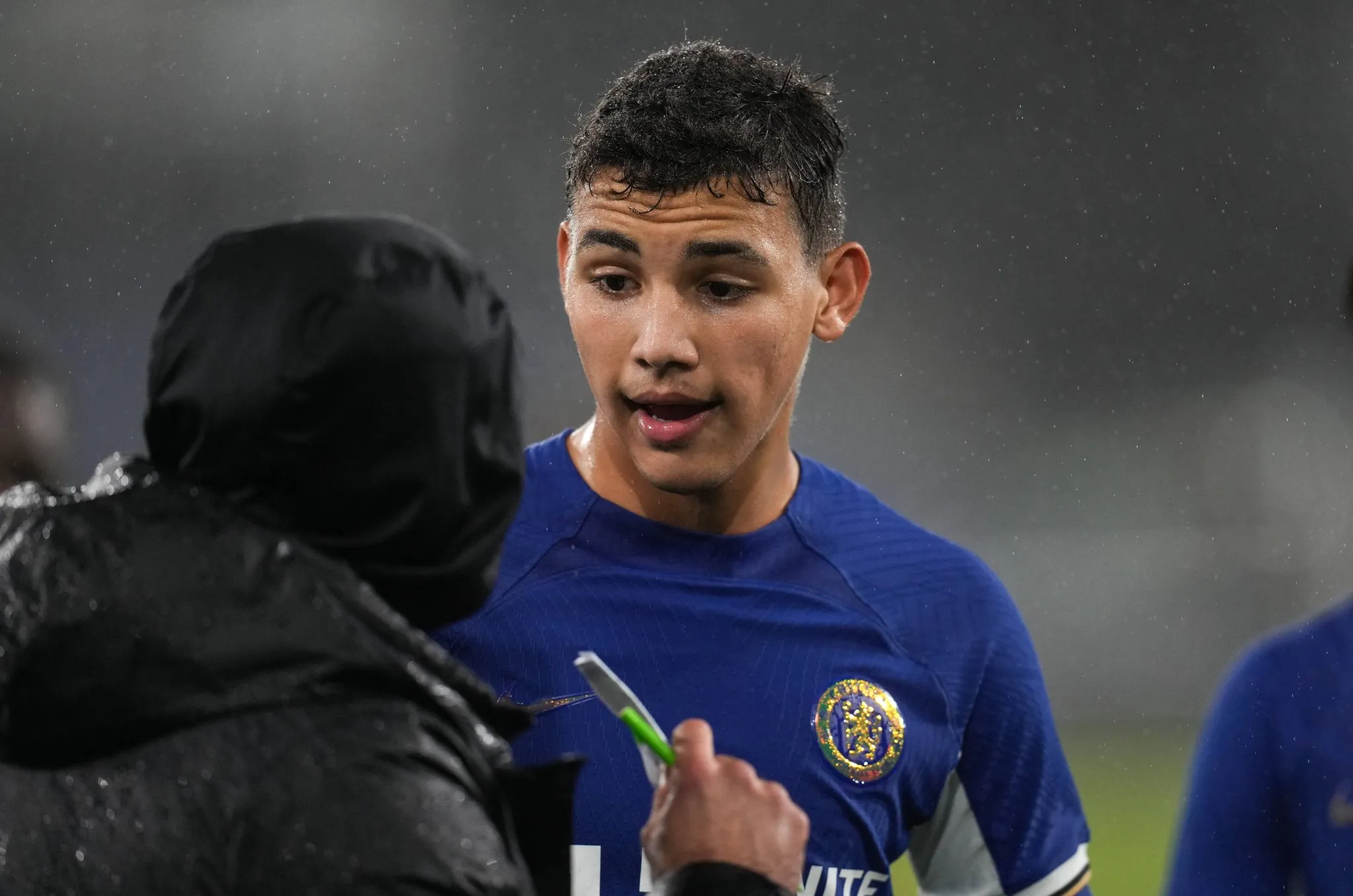 Deivid Washington em jogo do sub-21 do Chelsea