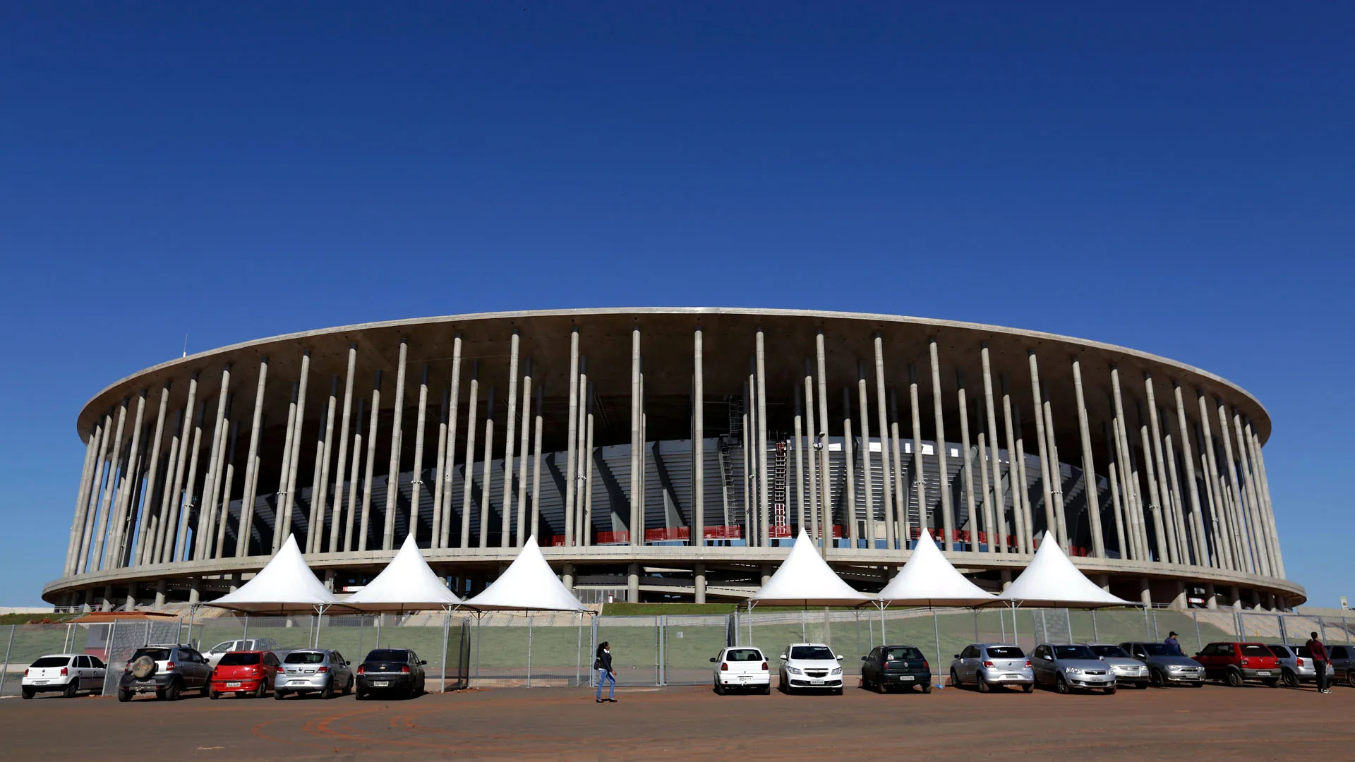 O veto ao Flamengo em Bras&iacute;lia e a m&aacute;scara da CBF que cai