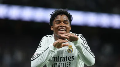 Endrick marca, Ancelotti faz substitui&ccedil;&atilde;o &lsquo;perfeita&rsquo; e Real Madrid avan&ccedil;a &agrave; final em jogo maluco