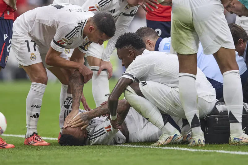 Eder Militao deixou o campo lesionado. Foto: Imago