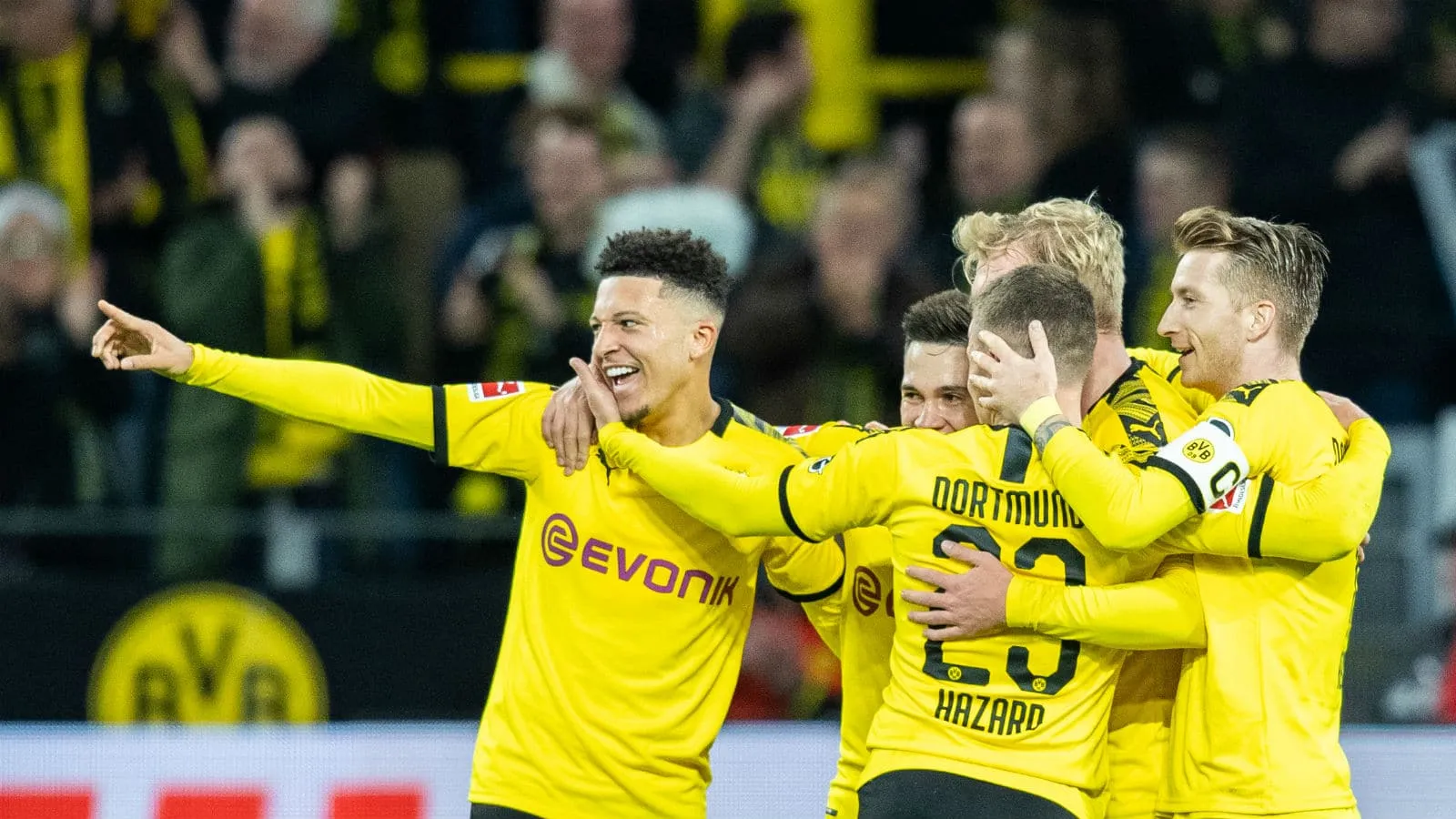 Brilhantes nas &uacute;ltimas semanas, Sancho e Dortmund renovaram os votos de um casamento que andava conturbado