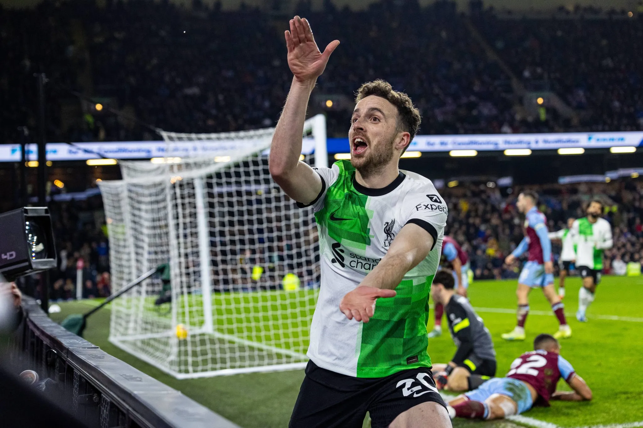Diogo Jota comemora gol no Boxing Day de 2023