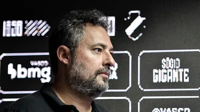 Em primeira turbul&ecirc;ncia no Vasco, Alexandre Mattos desmente problemas com comiss&atilde;o de Ram&oacute;n Diaz