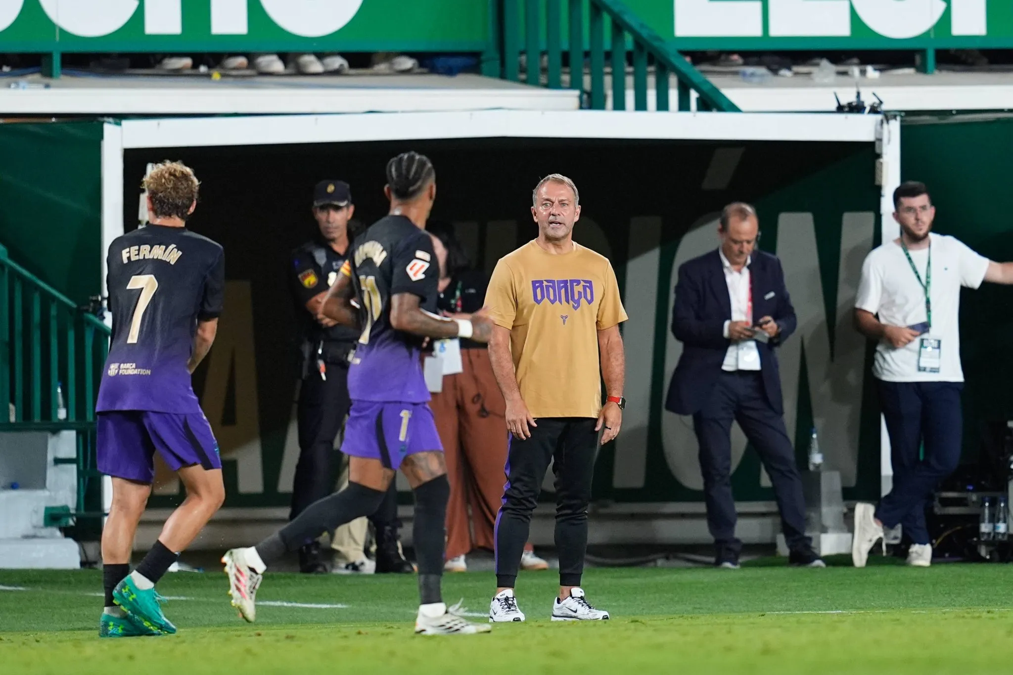 Hansi Flick em Barcelona x Elche