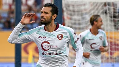 Candreva assinou dois lindos gols e a Salernitana segurou a Roma no Ol&iacute;mpico