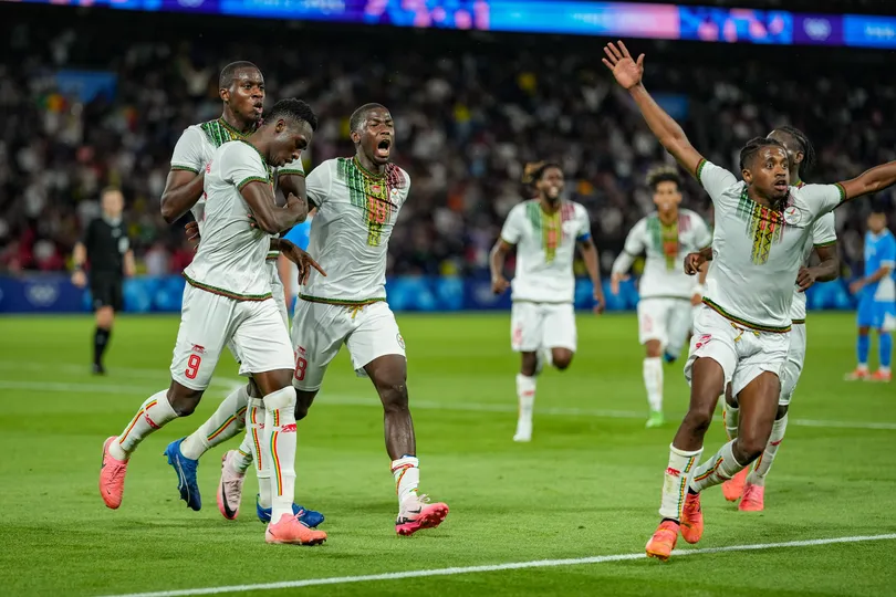 Sele&ccedil;&atilde;o de Mali comemora empate contra Israel pelas Olimp&iacute;adas