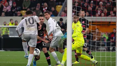 O interino Flick colocou o Bayern no rumo: 4 a 0 sobre o Fortuna D&uuml;sseldorf