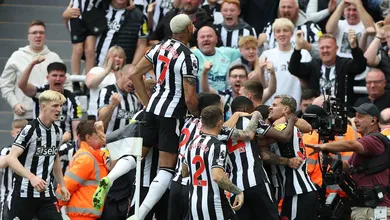 Newcastle deixou bem claro o que pretende ao golear o Aston Villa em um joga&ccedil;o