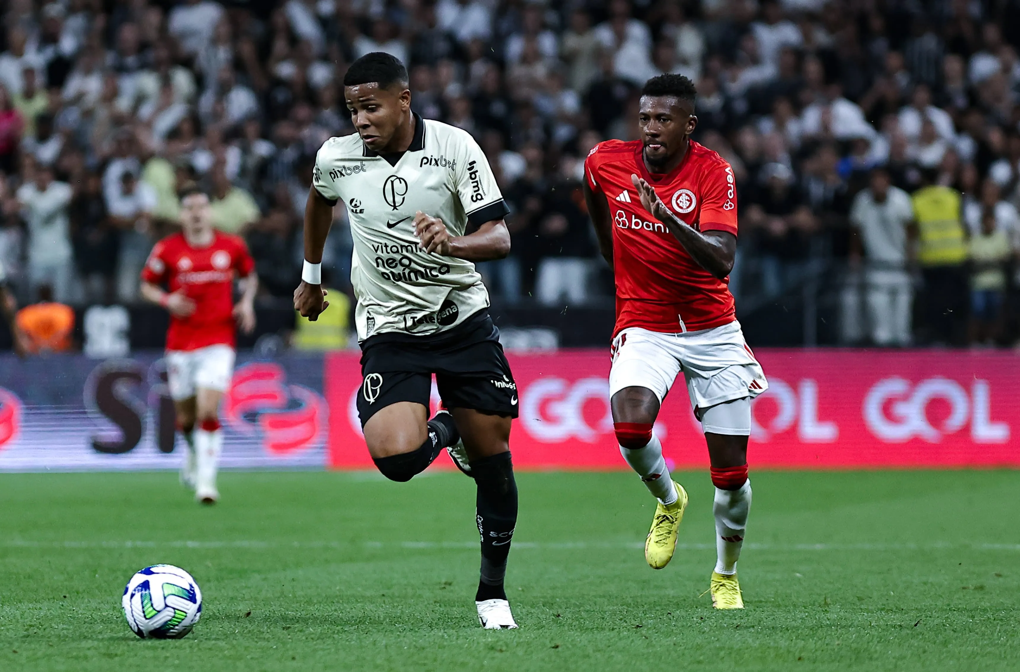 Fim do sufoco: duelo contra o Coritiba &eacute; o ponto final de uma temporada desastrosa do Corinthians