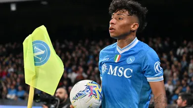 Diretor do Napoli se derrete por brasileiro: &lsquo;Tem as caracter&iacute;sticas que procur&aacute;vamos&rsquo;